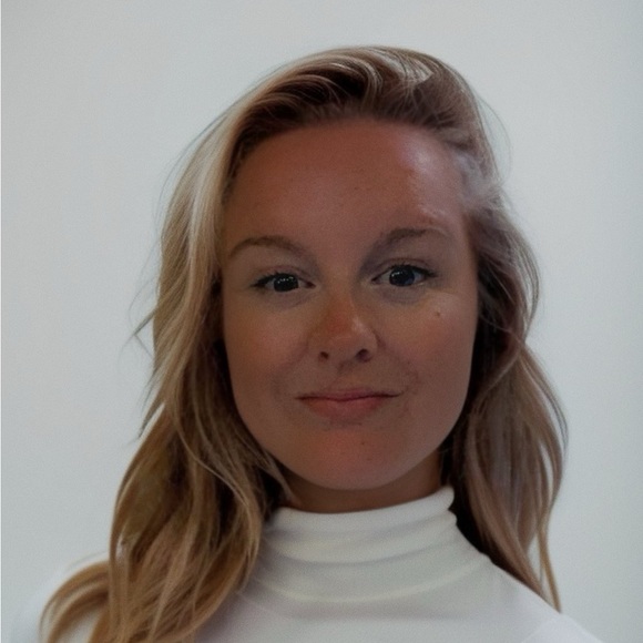 Meet your Posher, Molly - Picture 1 of 1